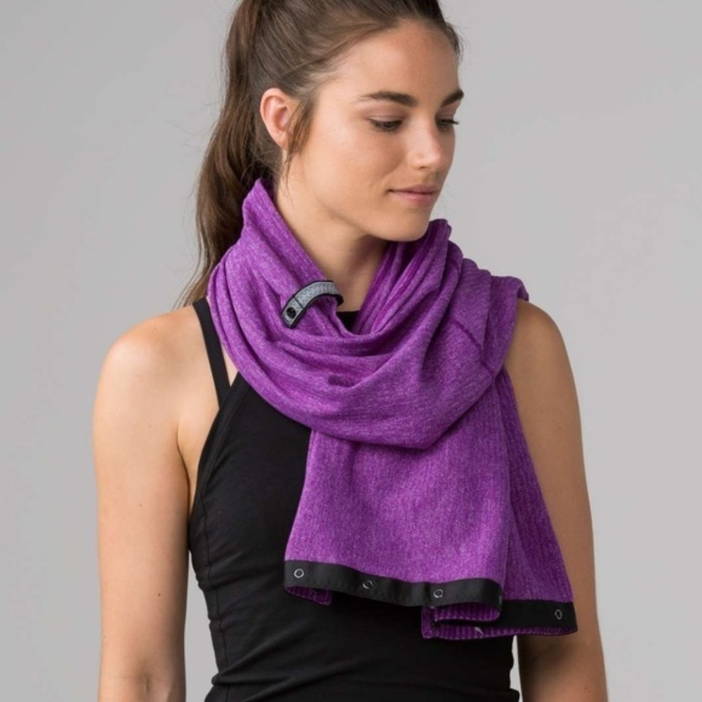 Lululemon Vinyasa Scarf Fleece NWT